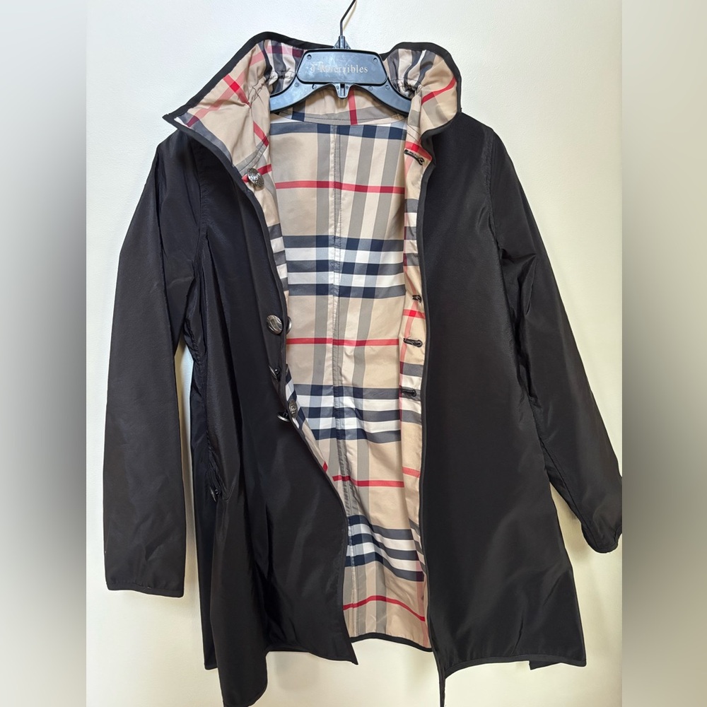 Reversible Black Trench Coat with Plaid/Burberry-Style Lining